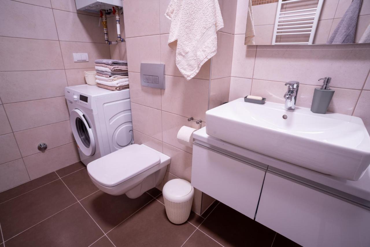 Apartman G8 Deluxe Пале Экстерьер фото